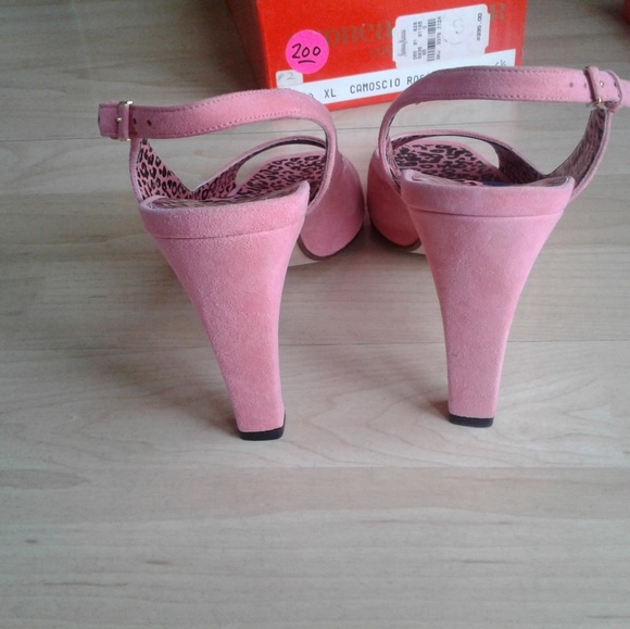 Vintage Andrea pfister pink suede 8 / 8.5 pump - Picture 3 of 8